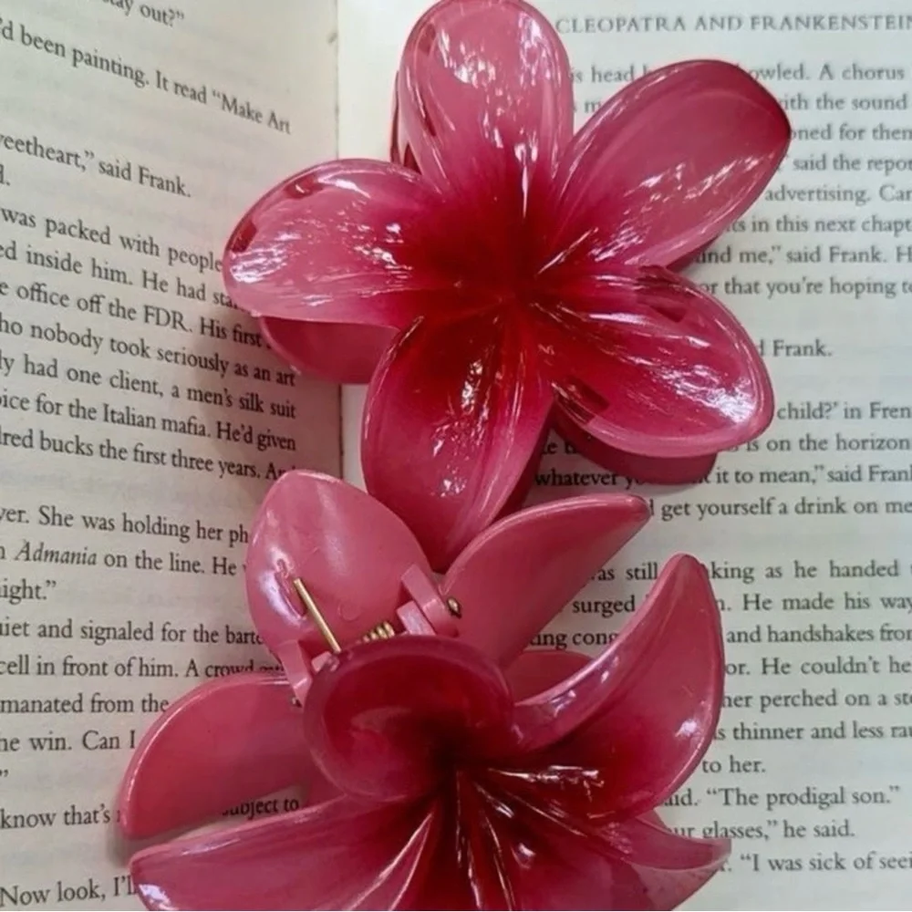 3PC Plumeria Claw Clip 🌸🫧🐚